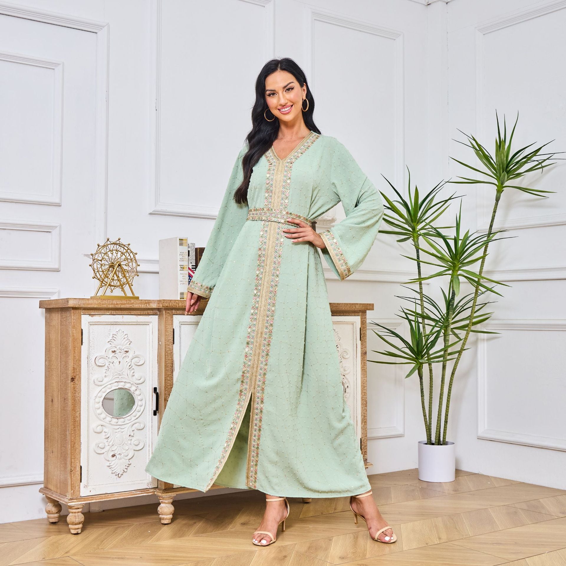 Embroidered Fashion Comfortable Muslim Long Dress Abaya