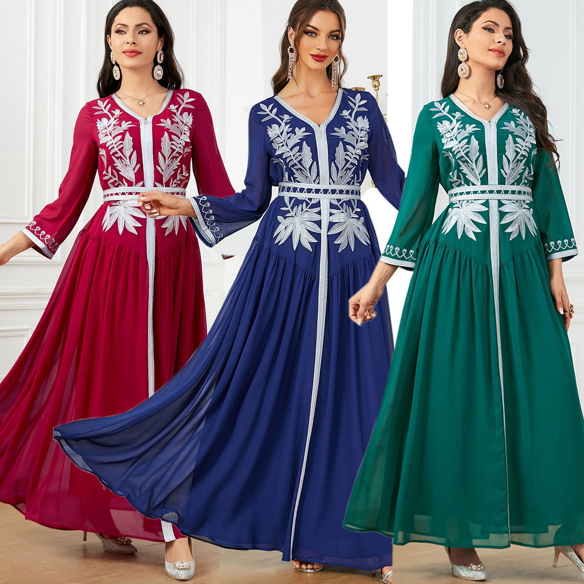 Large Embroidered Muslim Robe Elegant Dress