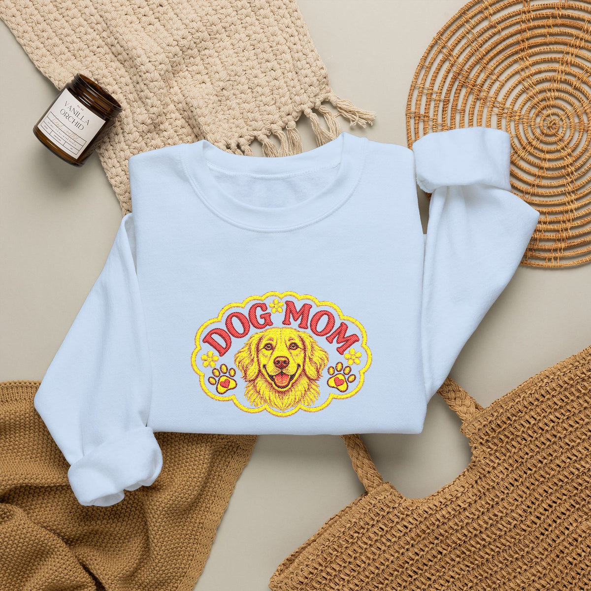 Embroidery Dog Mom Crewneck Sweatshirt — Vintage Golden Retriever Graphic