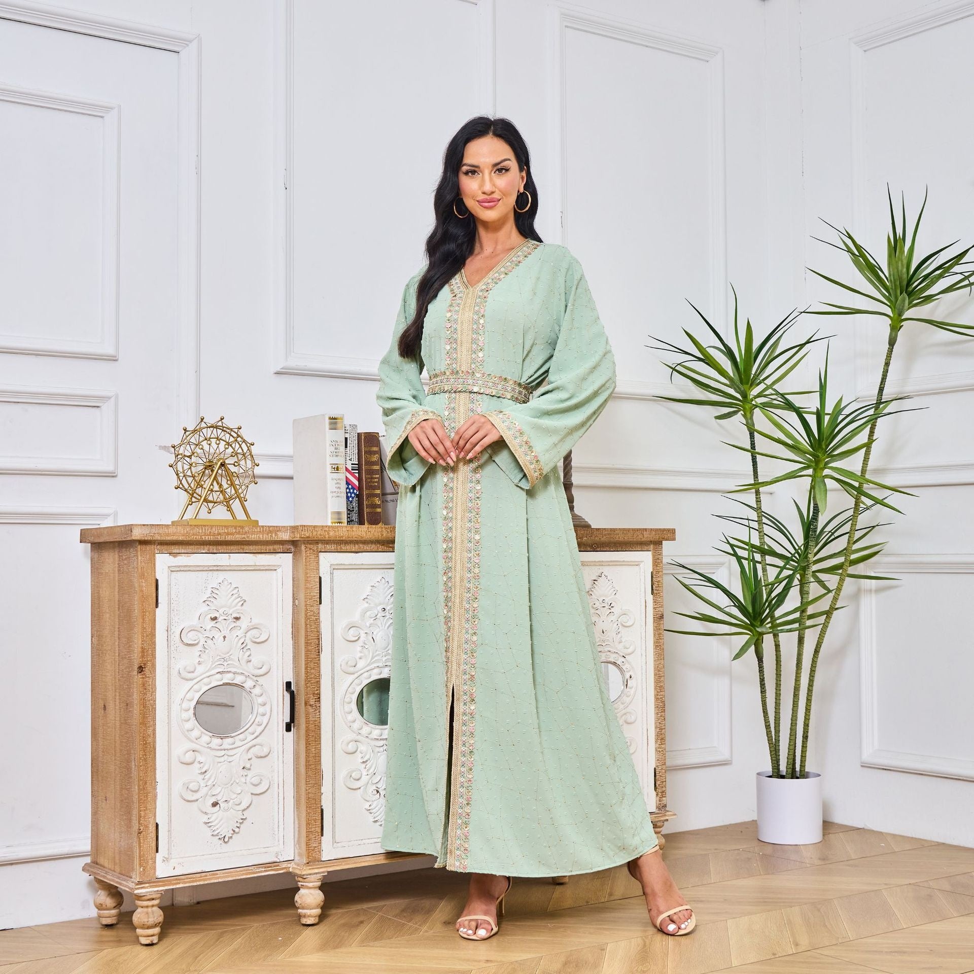 Embroidered Fashion Comfortable Muslim Long Dress Abaya
